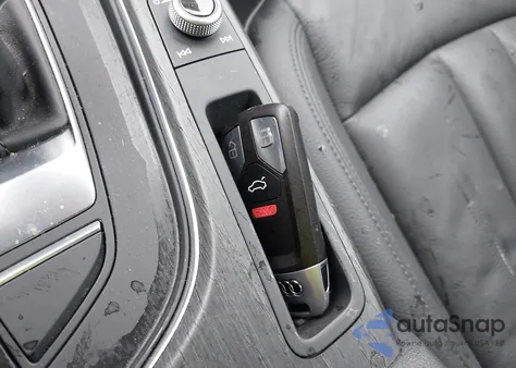 2018 Audi A4 2.0T Premium/2.0T Tech Premium из США, поврежденный, VIN WAUENAF4XJA076468